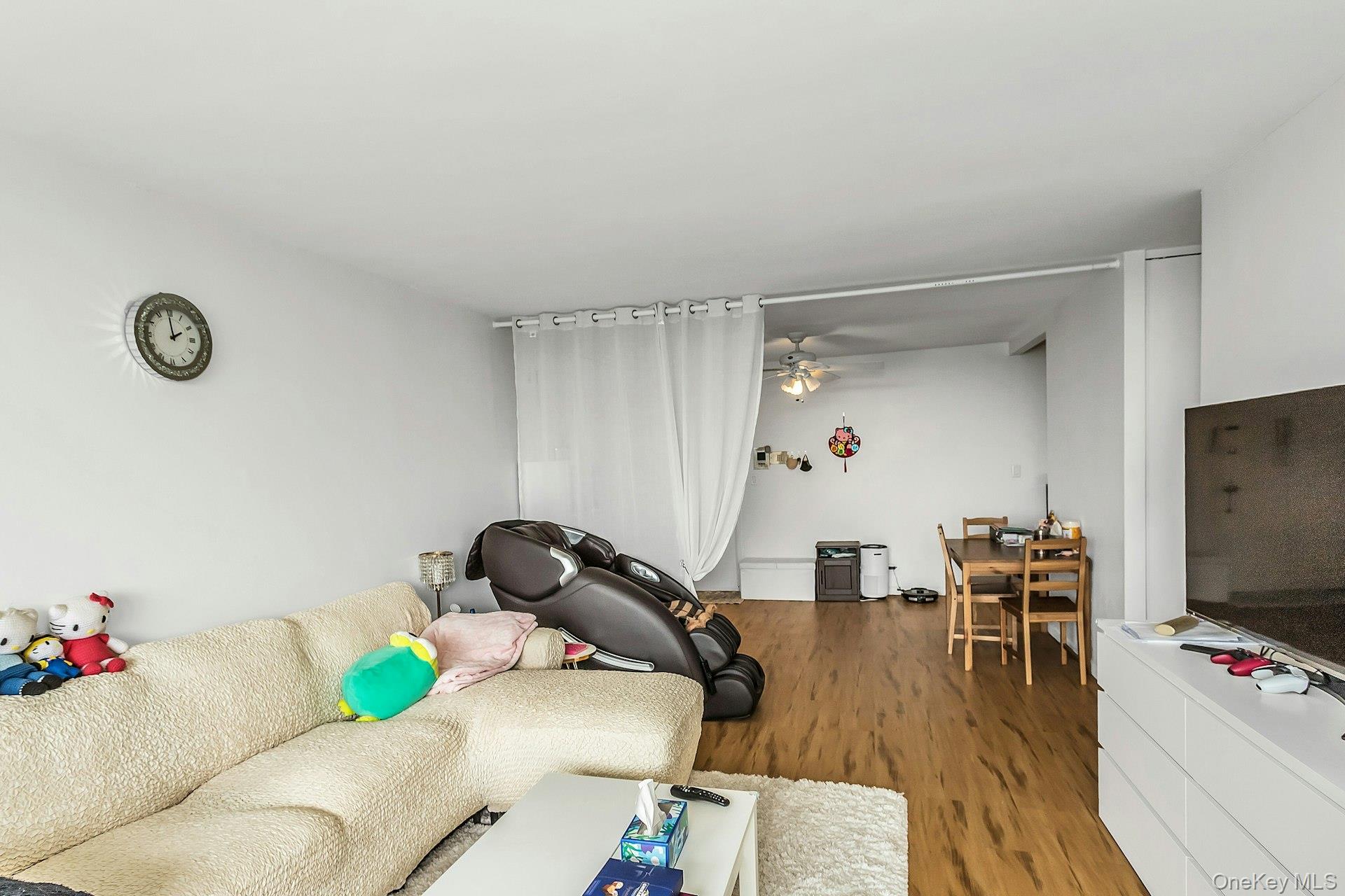 2 Bay Club Unit: 11F