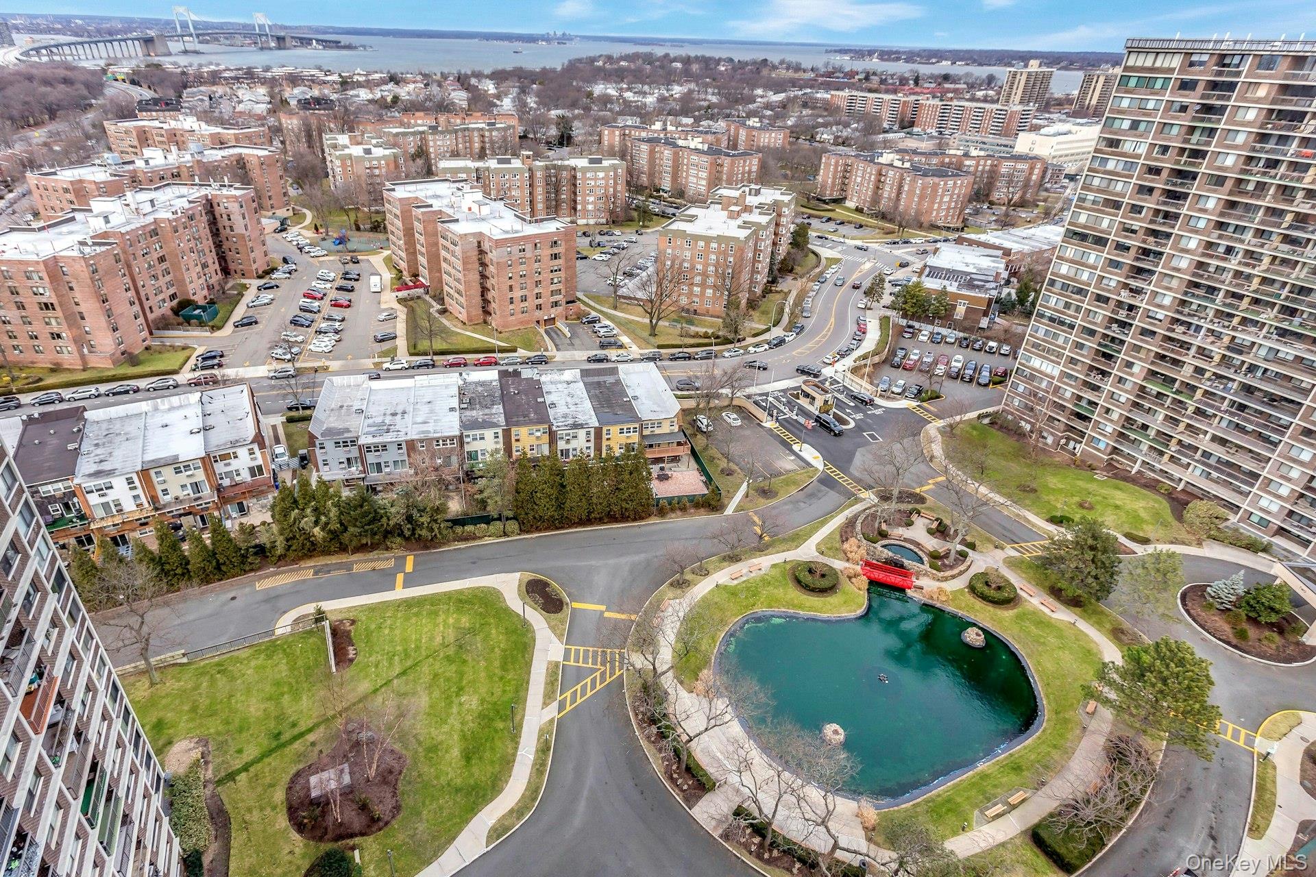 2 Bay Club Unit: 11F