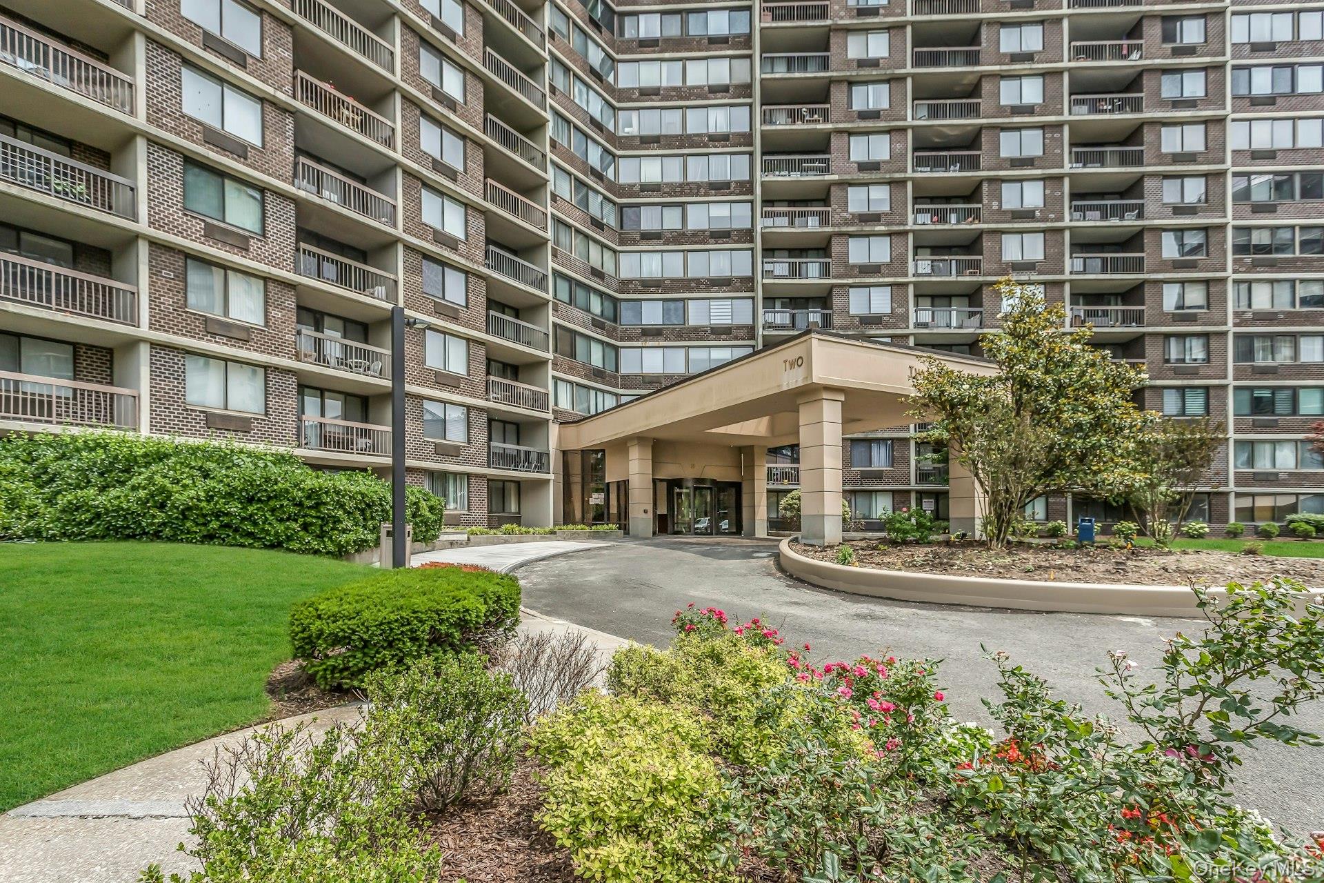 2 Bay Club Unit: 11F