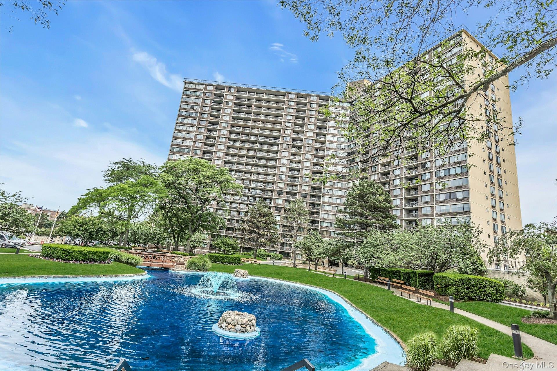 2 Bay Club Unit: 11F