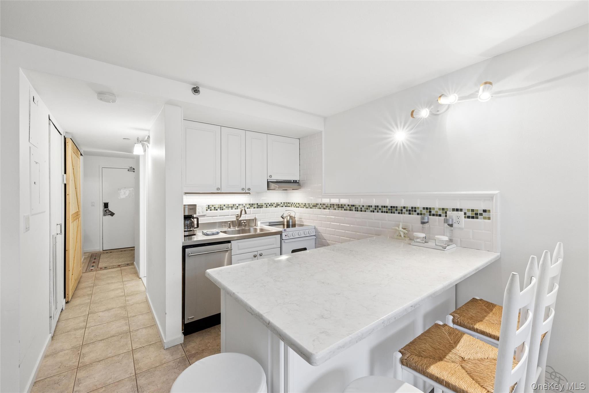 236 Edgemere Street Unit: 127