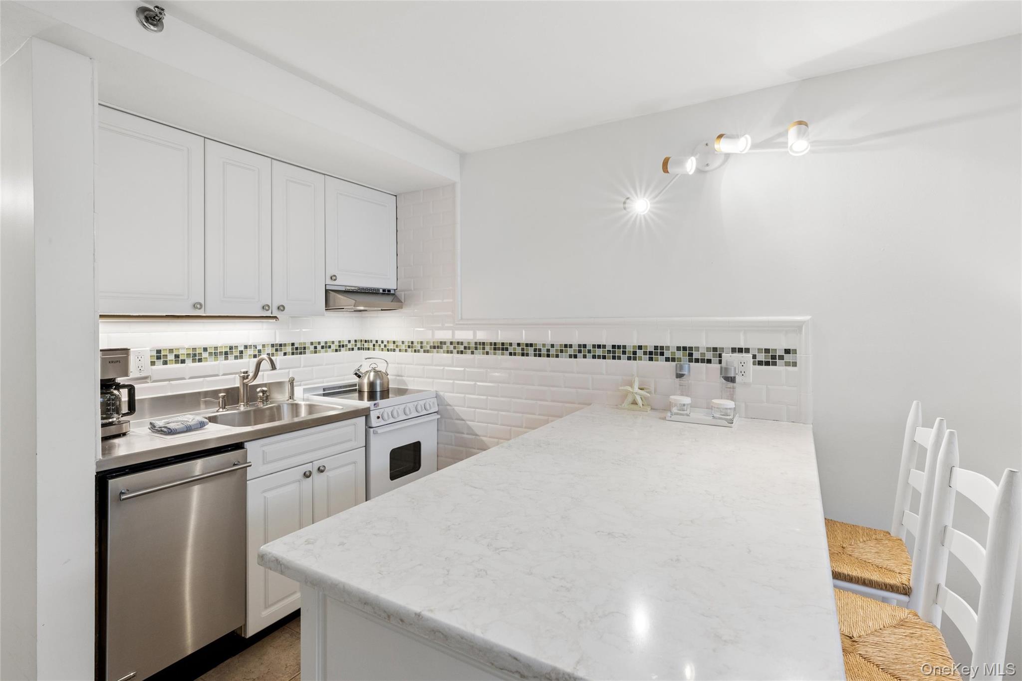 236 Edgemere Street Unit: 127