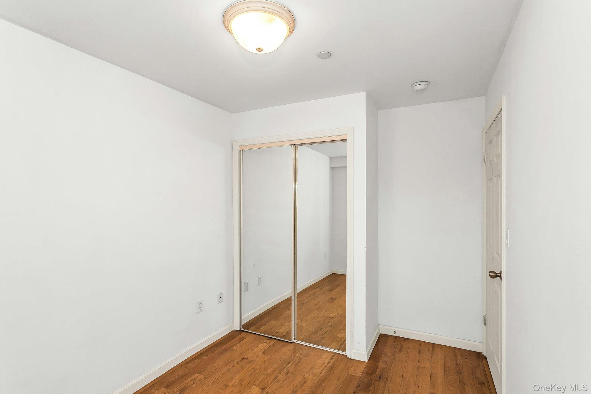 37-20 Prince Street Unit: 10D