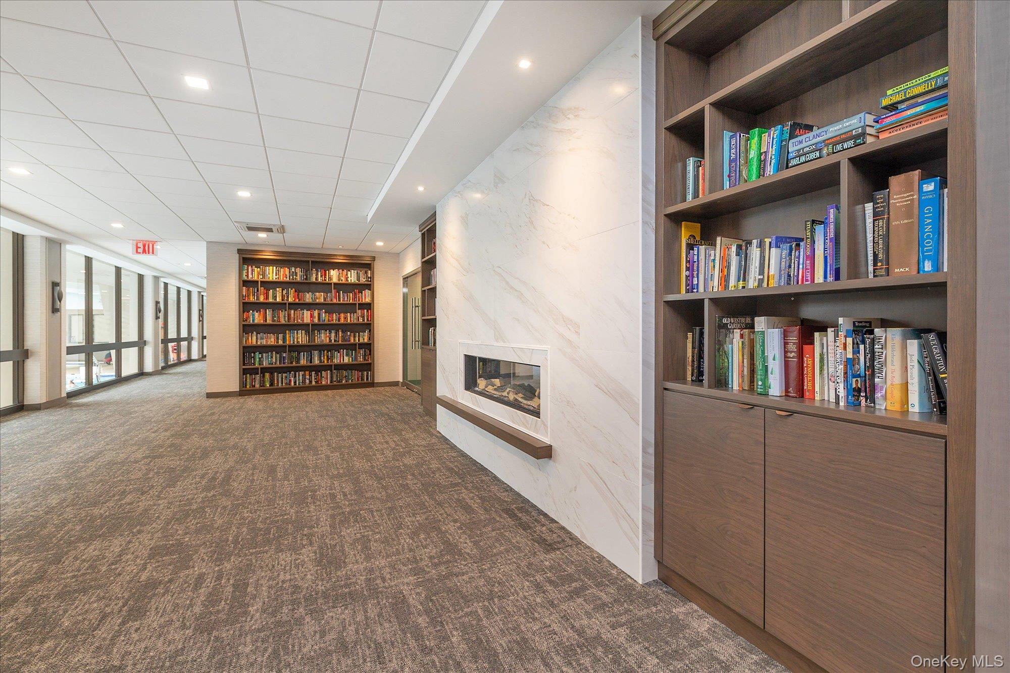 2 Bay Club Drive Unit: 2B