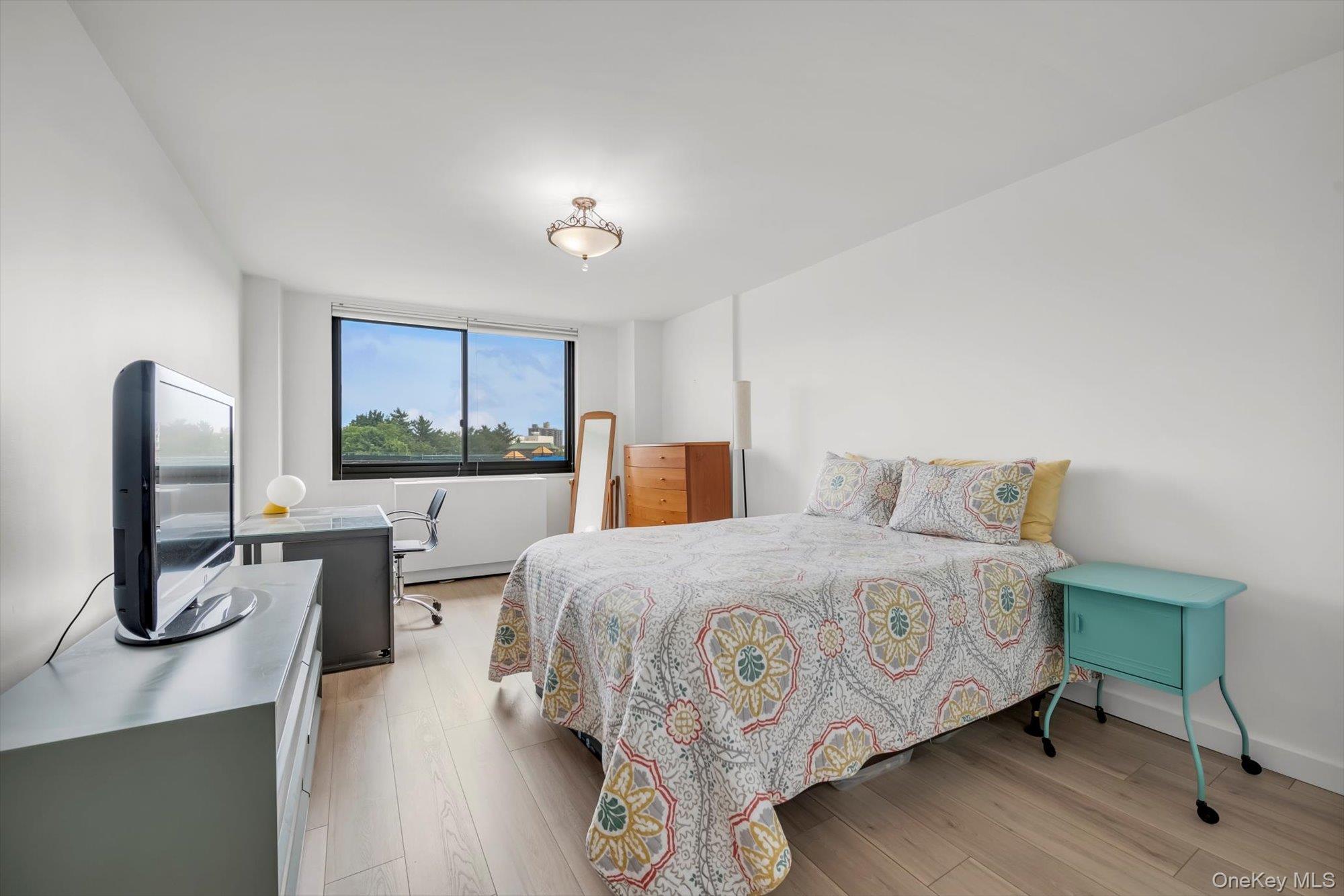 2 Bay Club Drive Unit: 2B