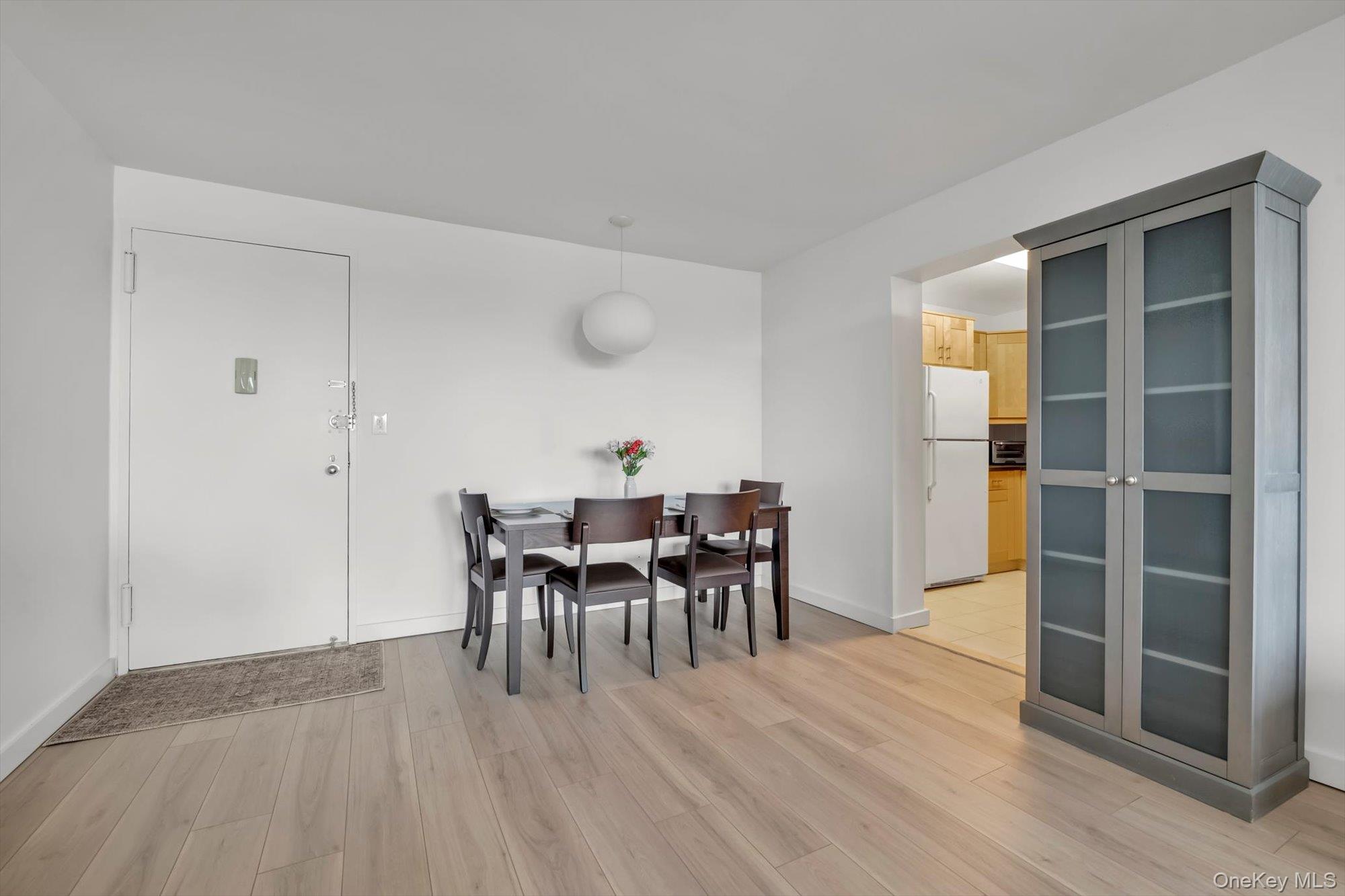 2 Bay Club Drive Unit: 2B