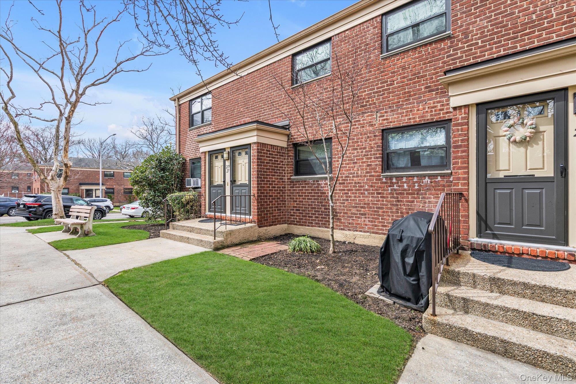 219-29 75th Avenue Unit: 300A2