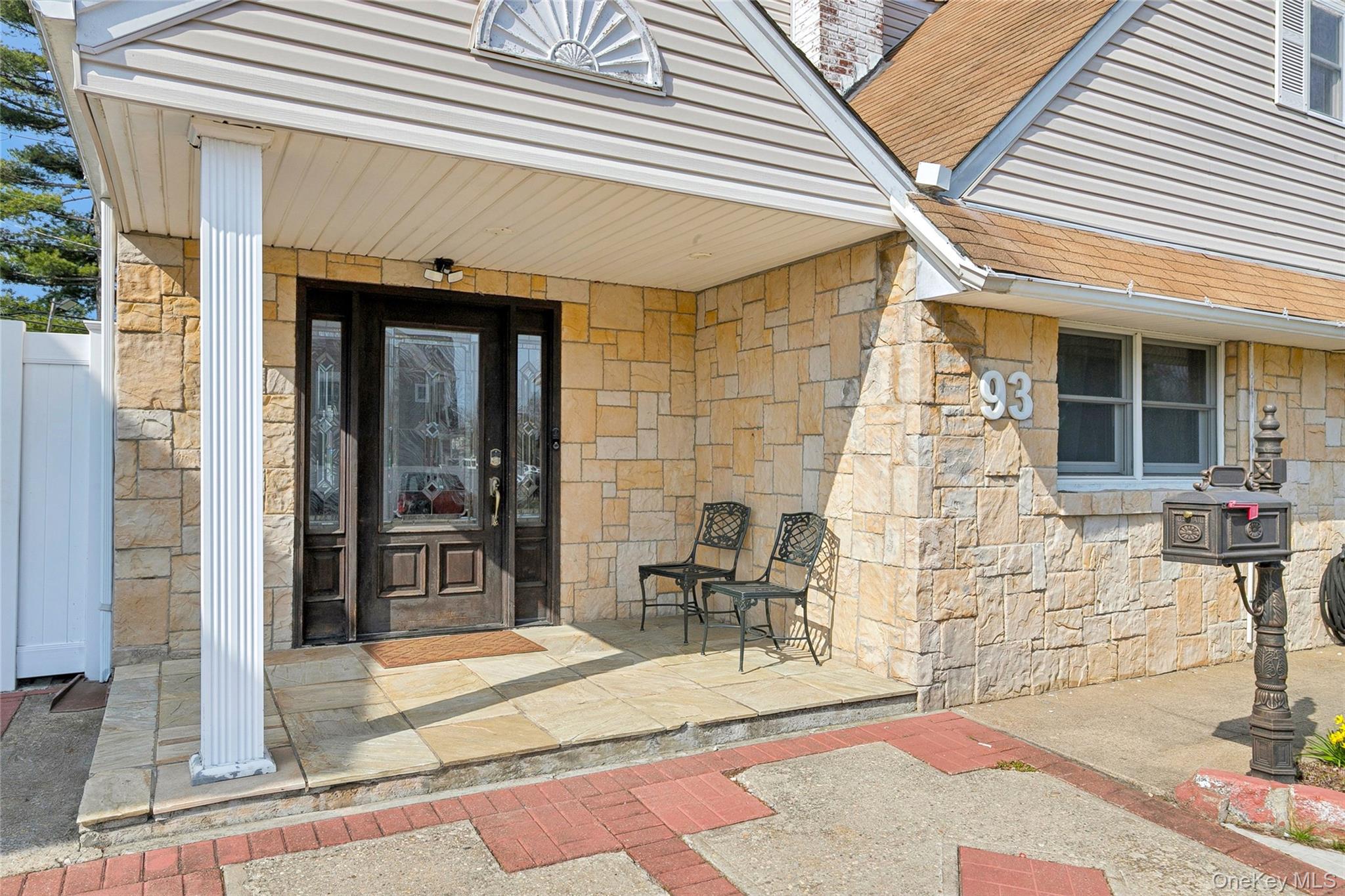 93 Hearth Lane