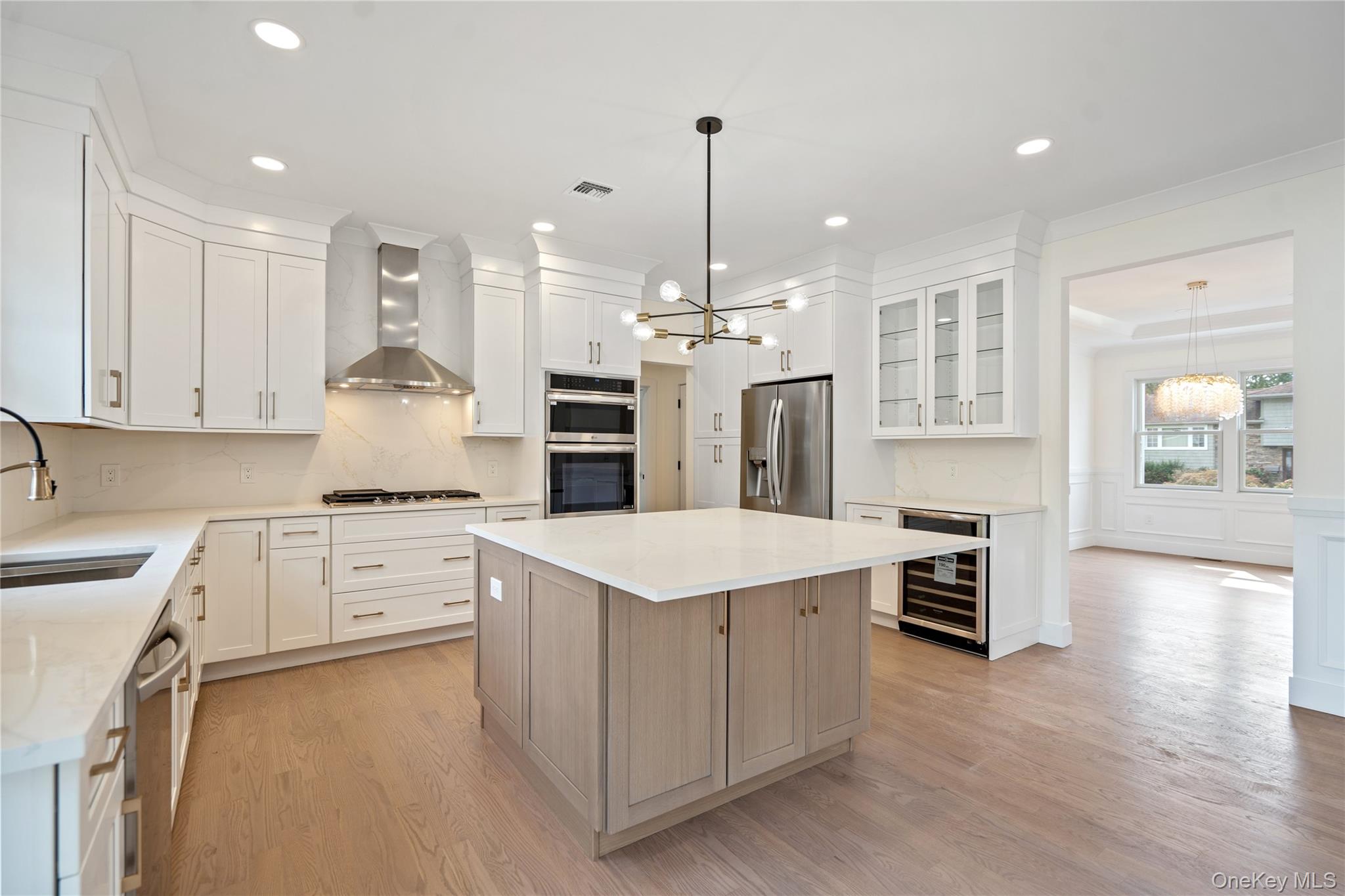 27 Belmont Circle