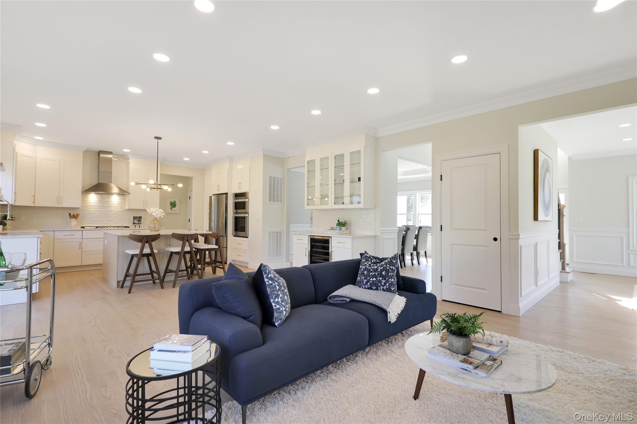 27 Belmont Circle