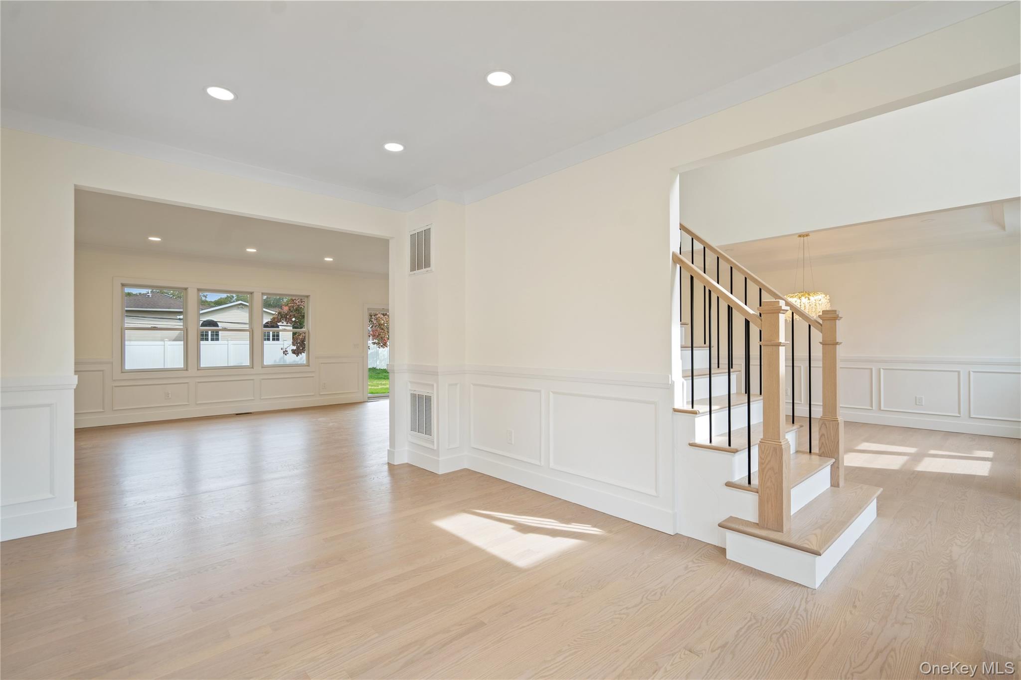 27 Belmont Circle
