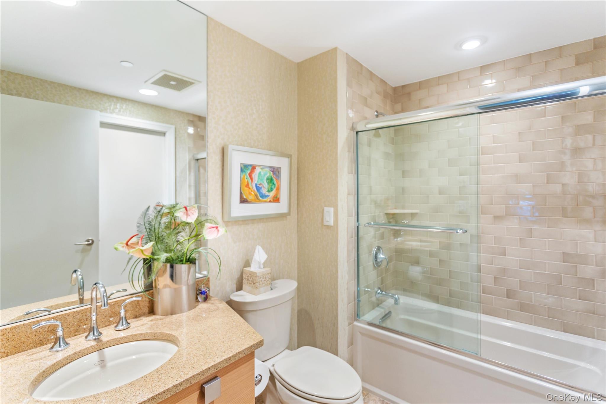 403 E Boardwalk Unit: 502
