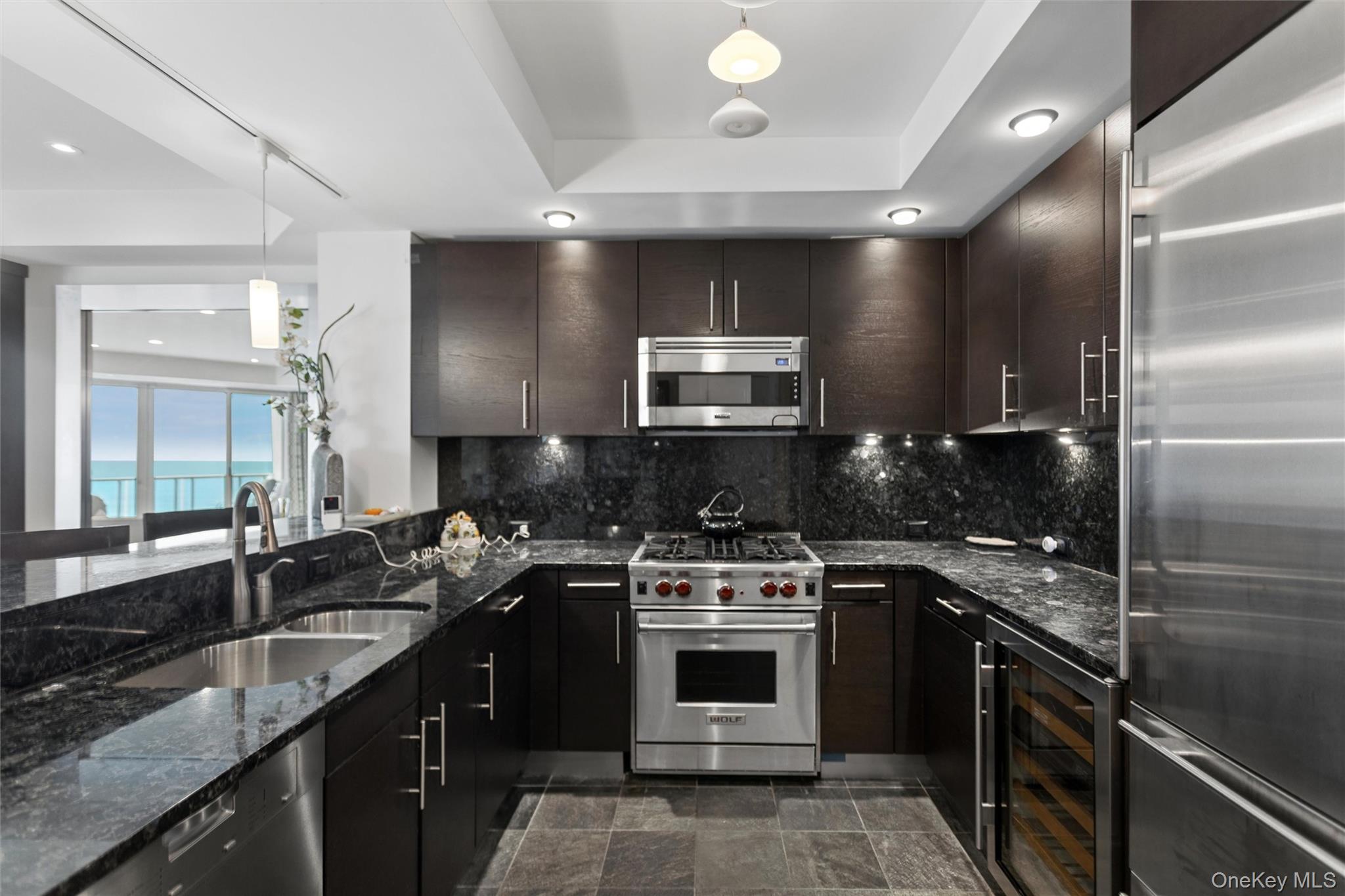 403 E Boardwalk Unit: 502
