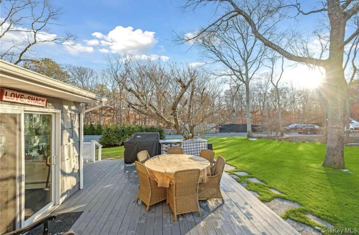 23 N Westbury Road