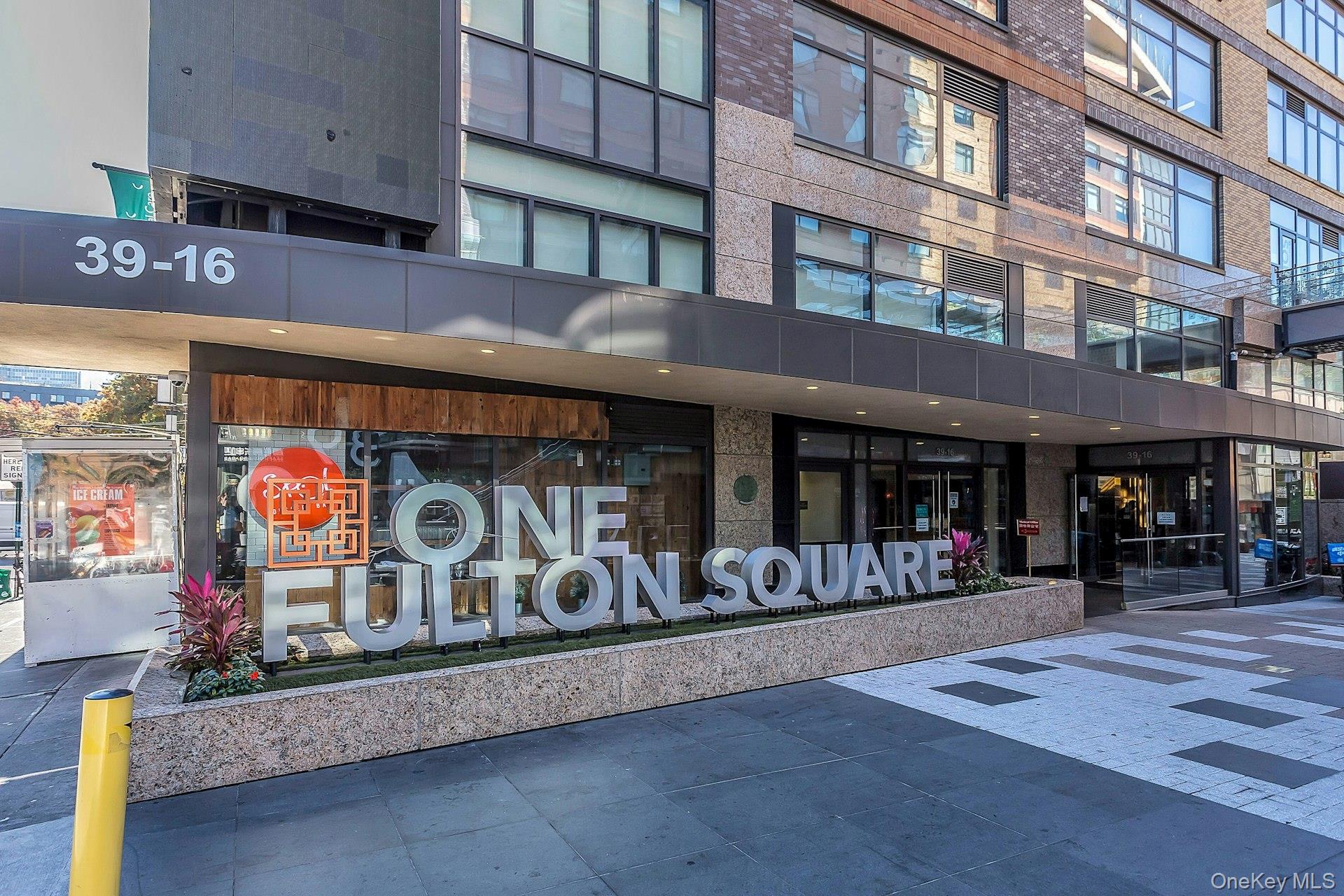 39-16 Prince Street Unit: 5E