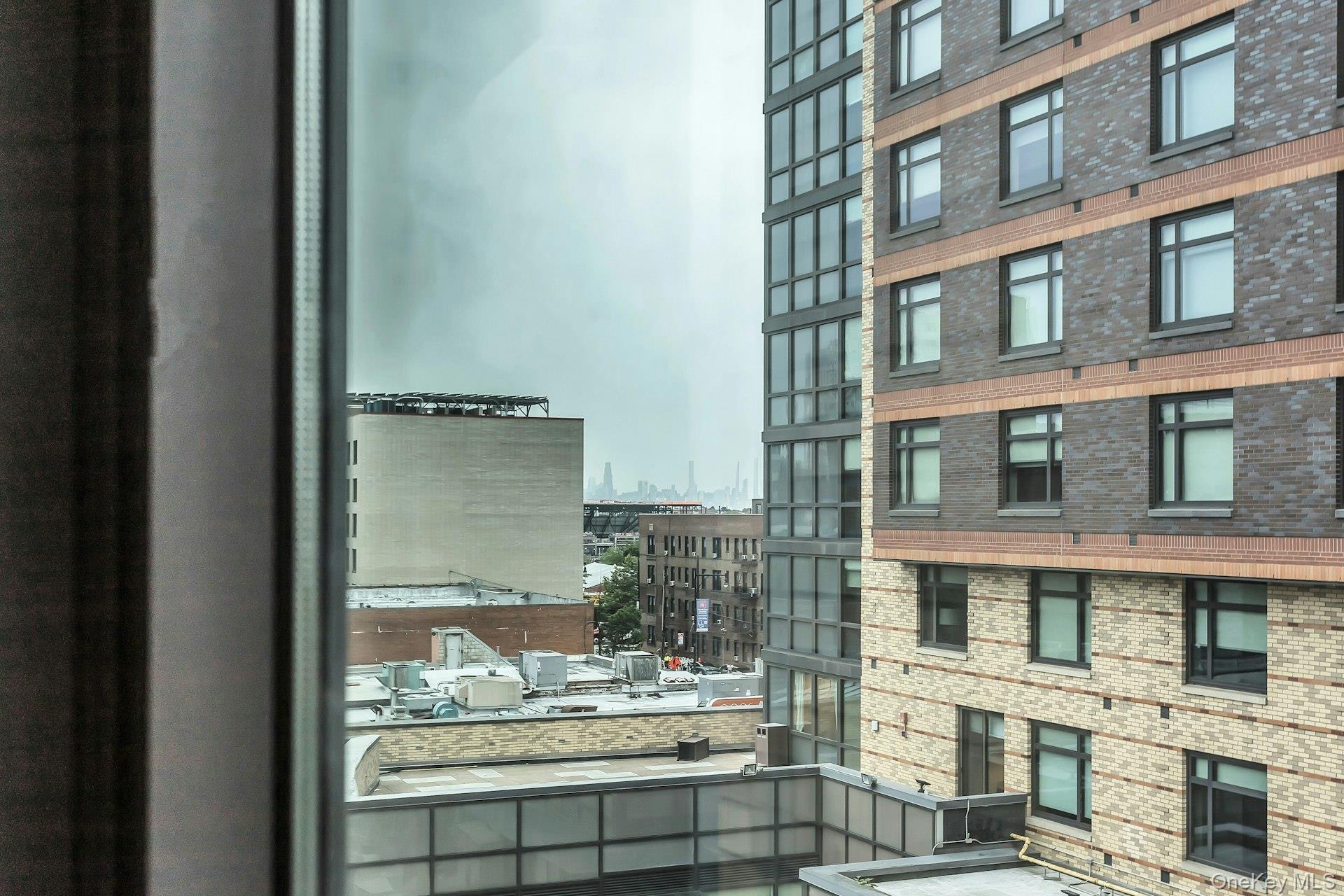 39-16 Prince Street Unit: 5E