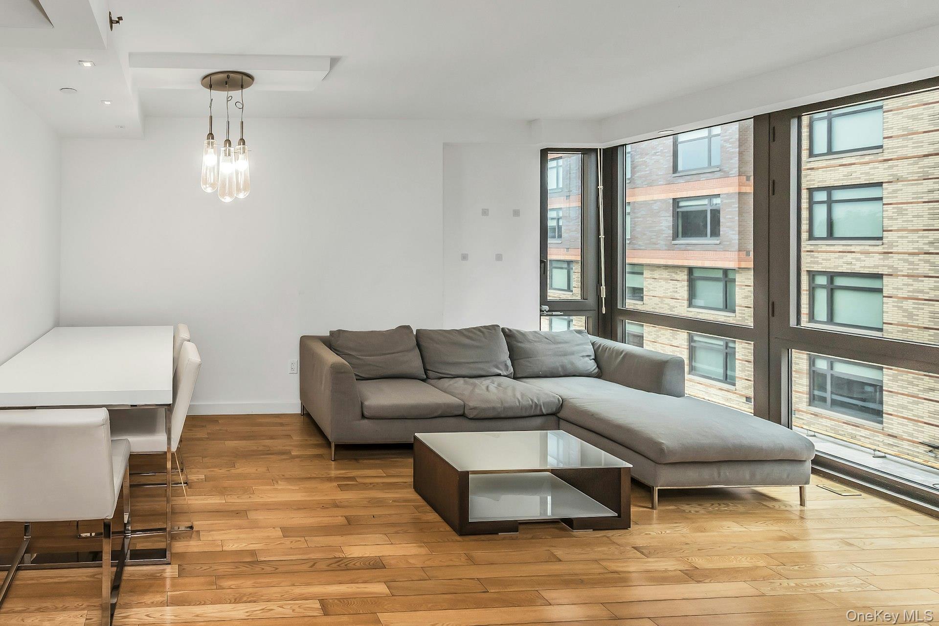 39-16 Prince Street Unit: 5E