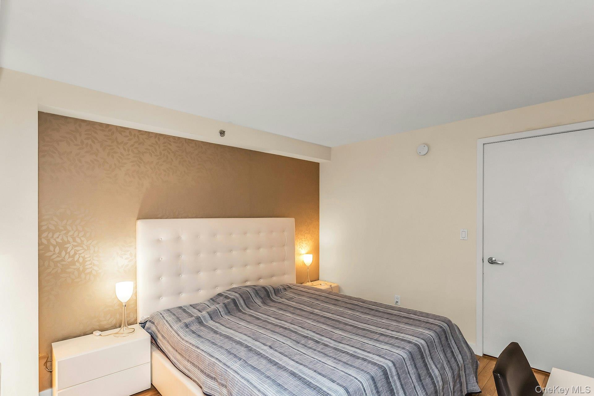 39-16 Prince Street Unit: 5E
