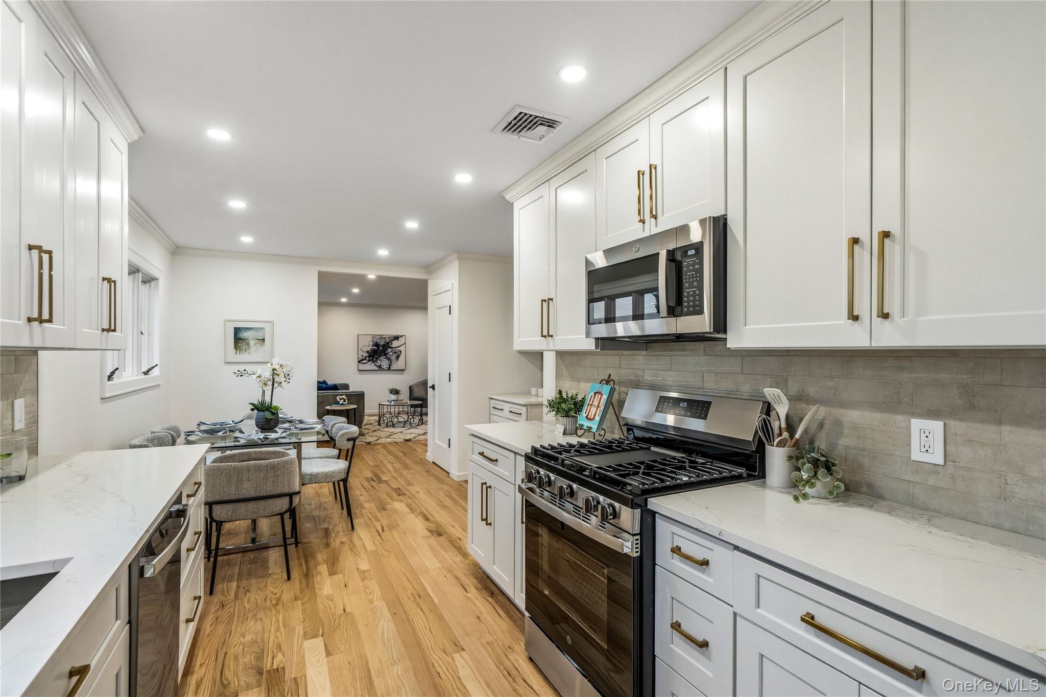 2 Mohegan Drive
