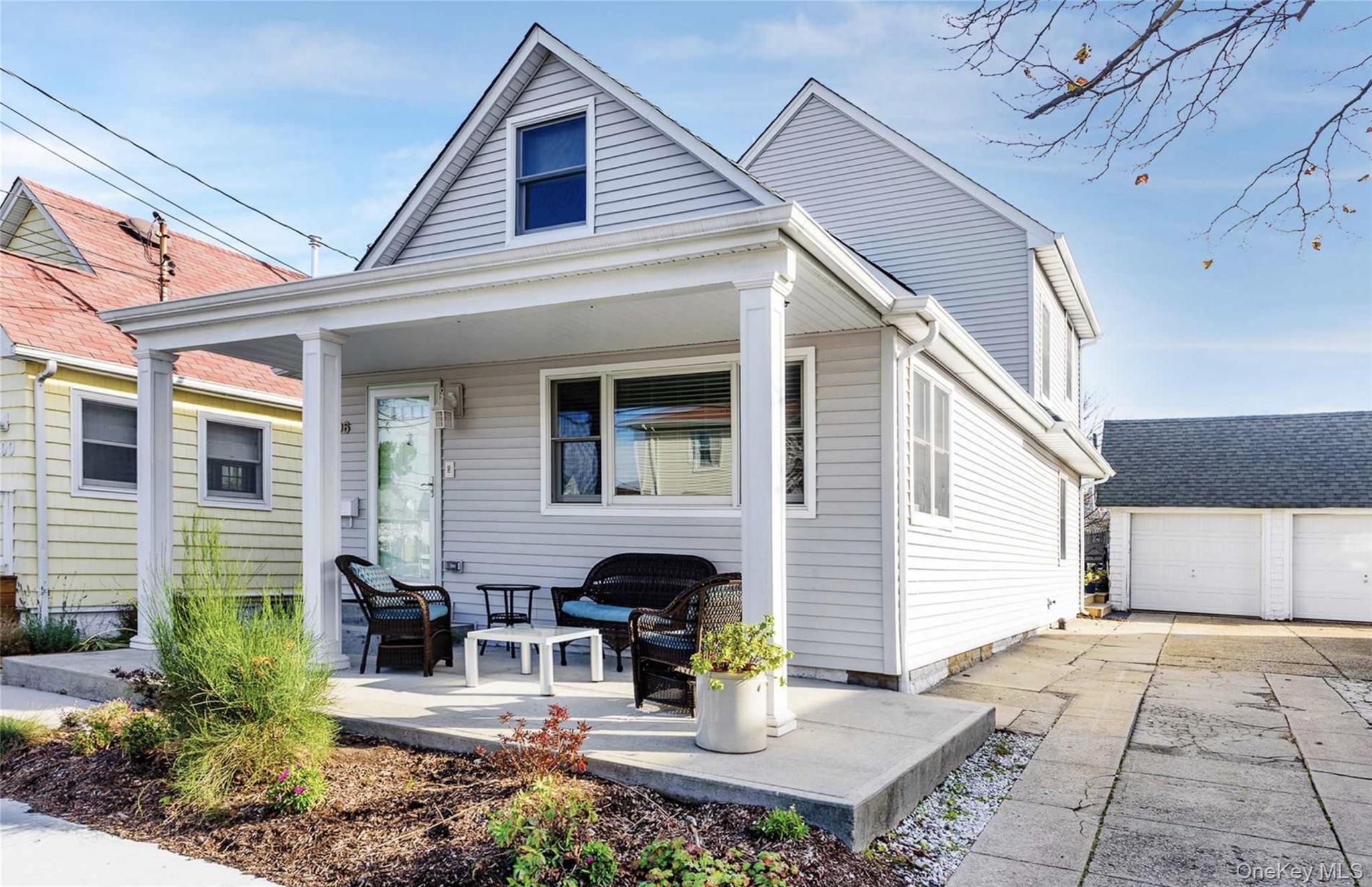 96 Coronado Street
