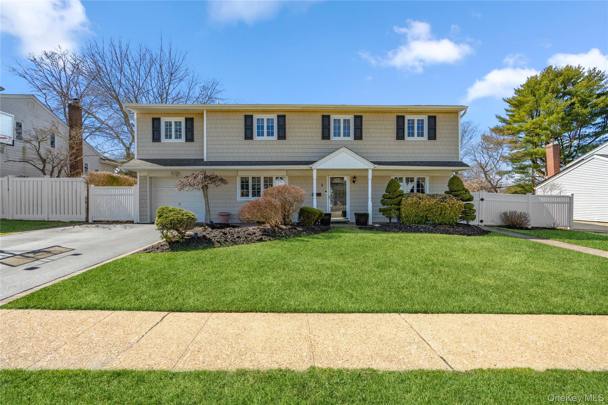 5 Martin Lane