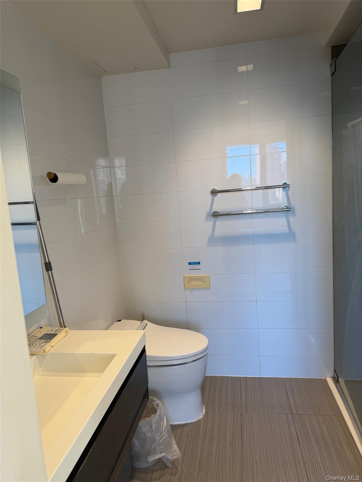 39-16 Prince Street Unit: 8C