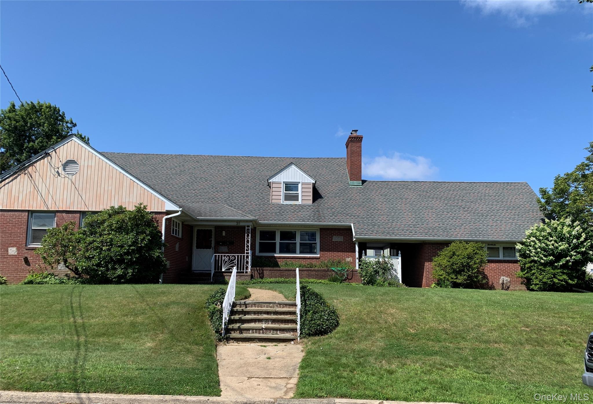 26 Nassau Avenue Unit: 1st Floor