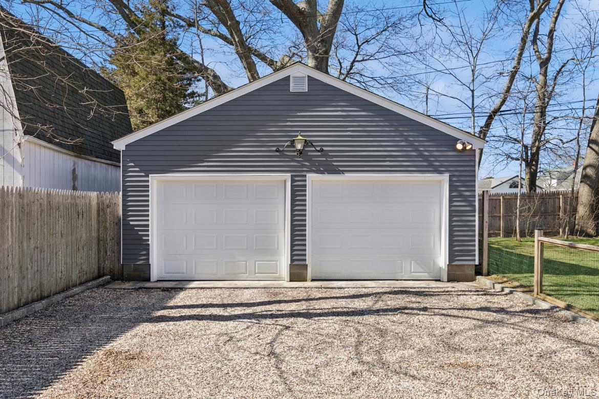51 Lockitt Drive