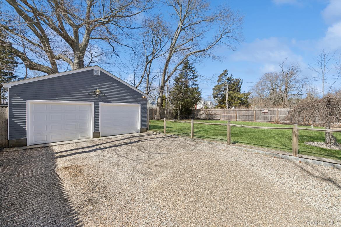 51 Lockitt Drive