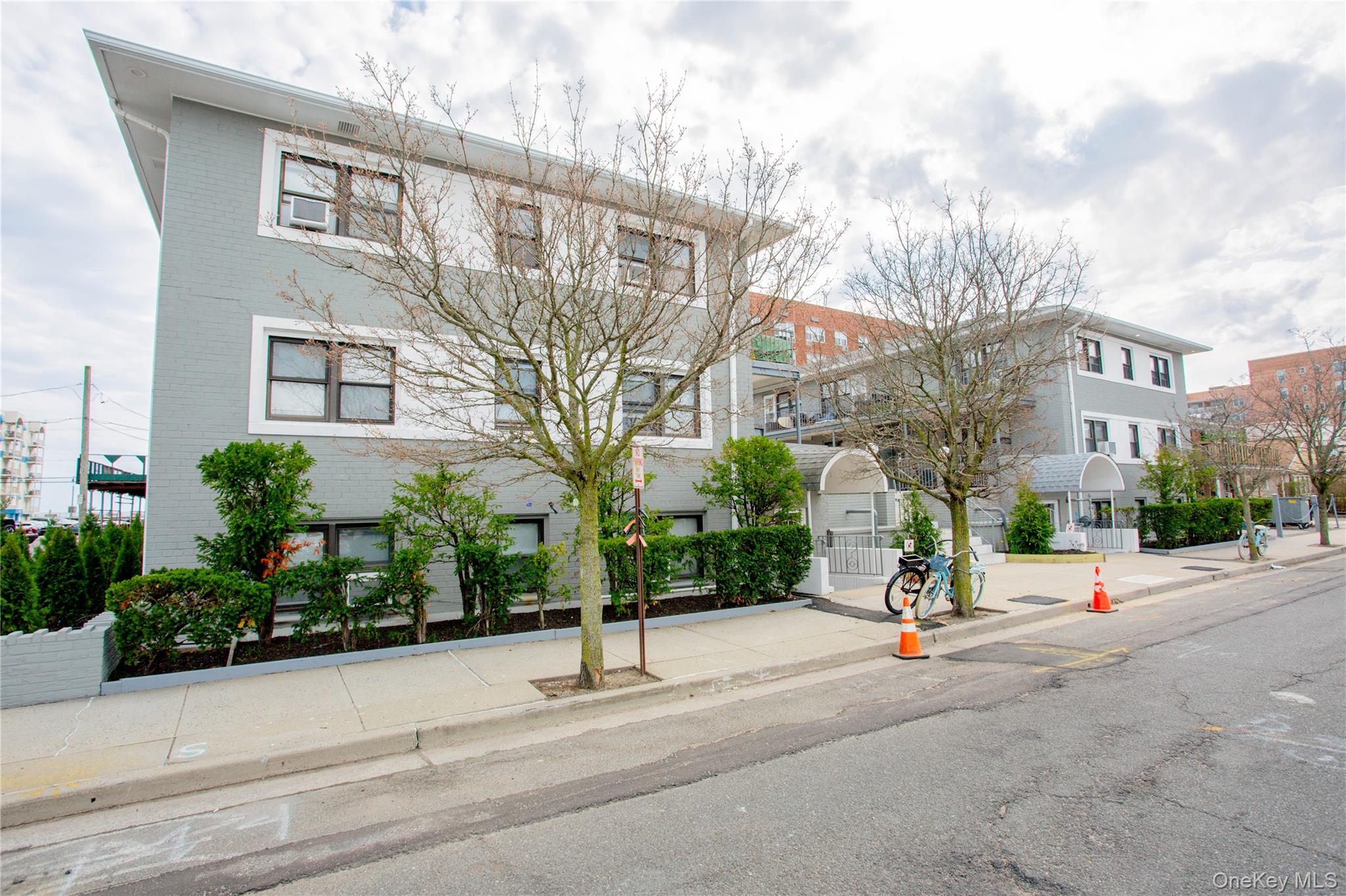 470 E Broadway Unit: B-3