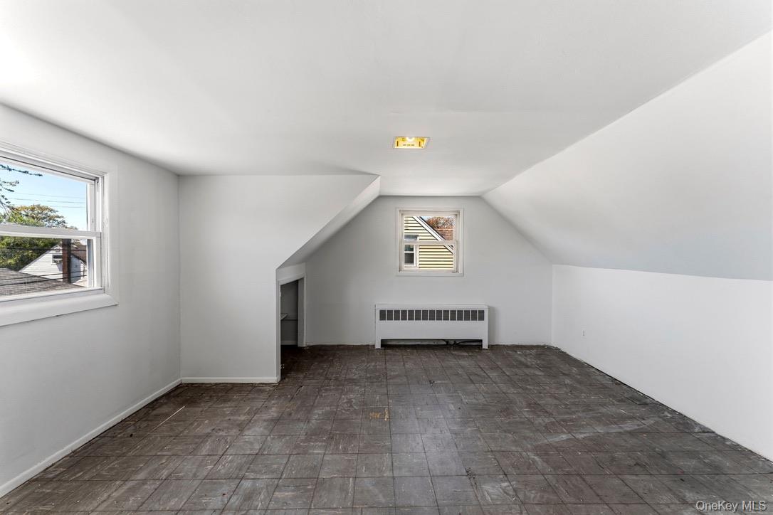 712 Park Avenue