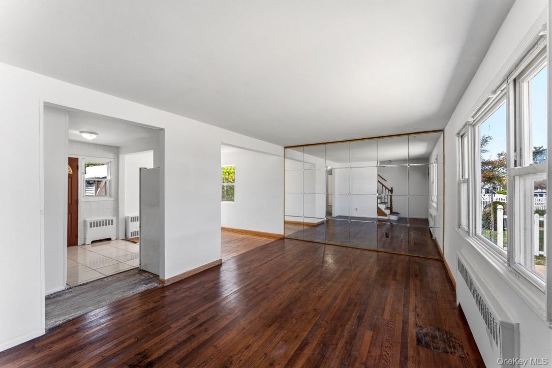 712 Park Avenue