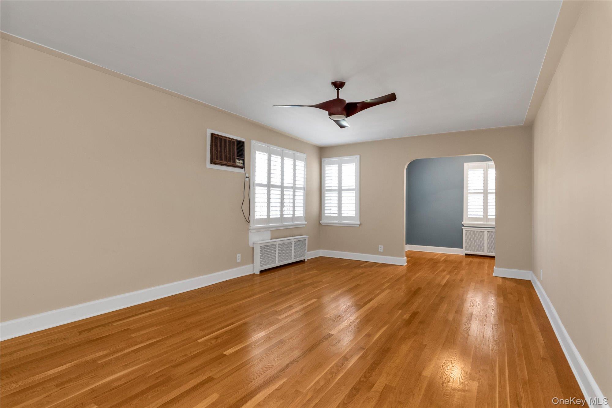 102 S Village Avenue Unit: 3B