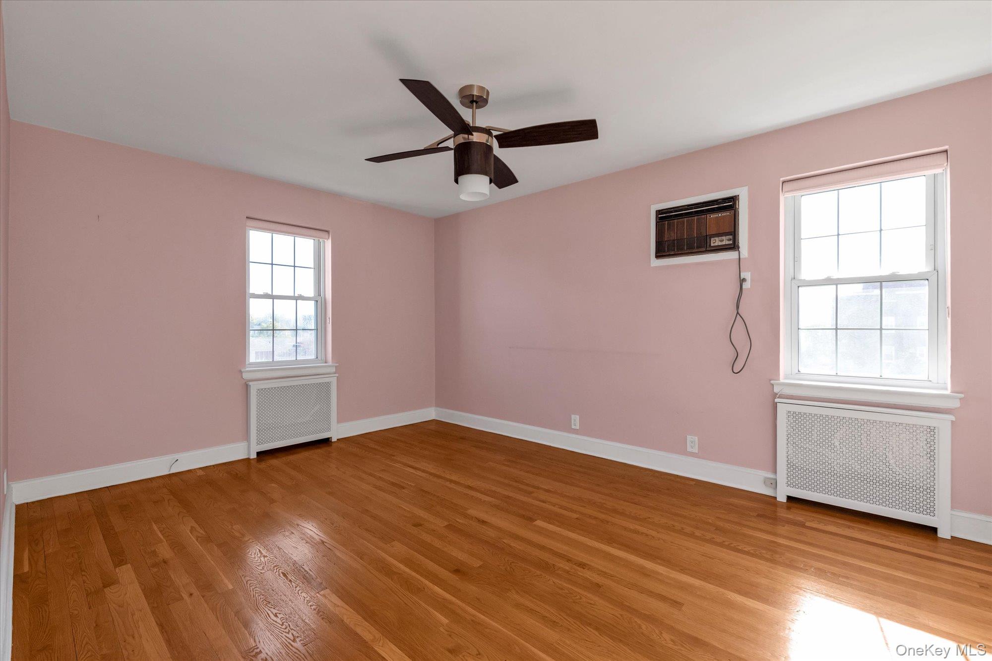 102 S Village Avenue Unit: 3B
