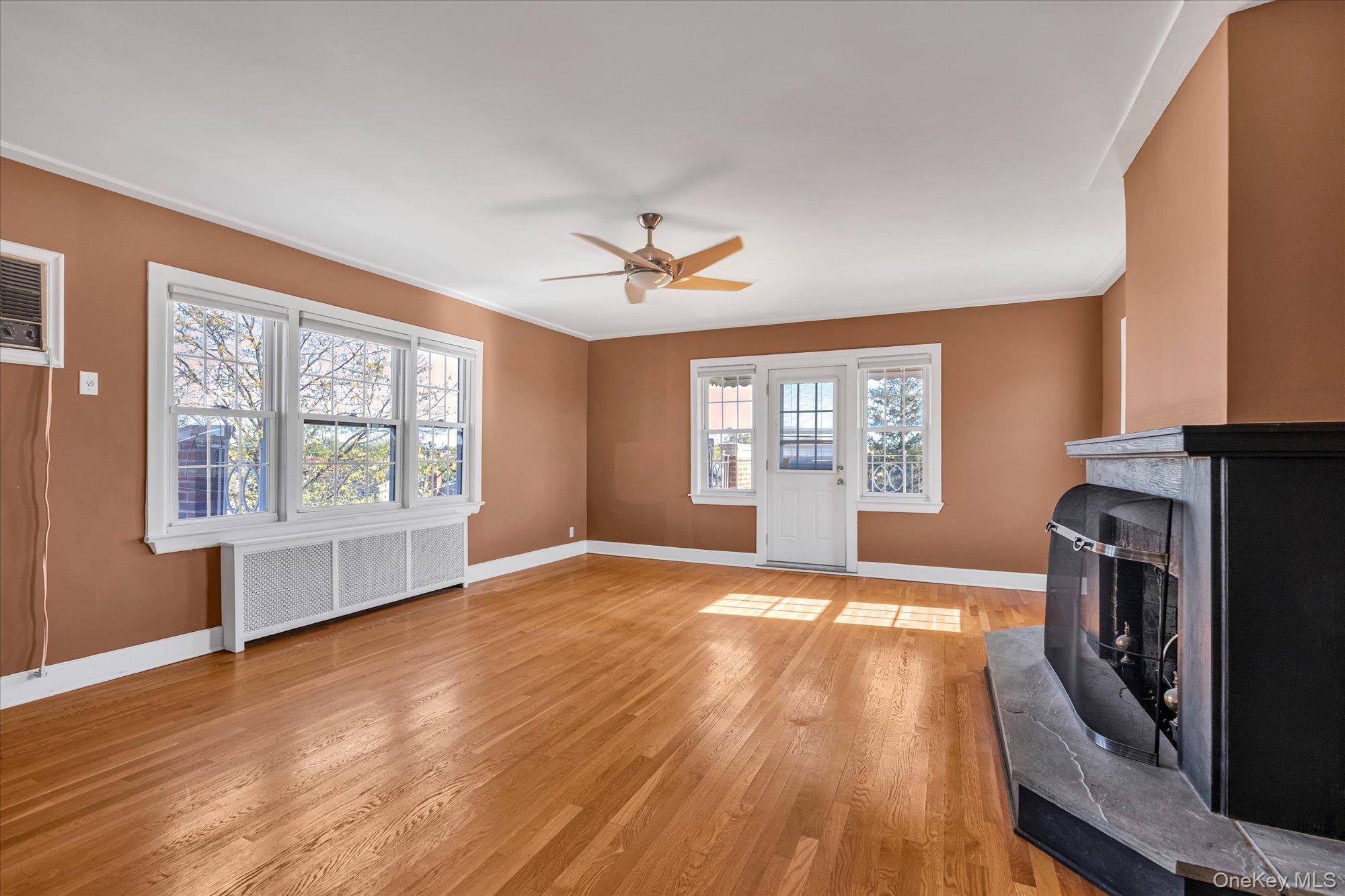 102 S Village Avenue Unit: 3B