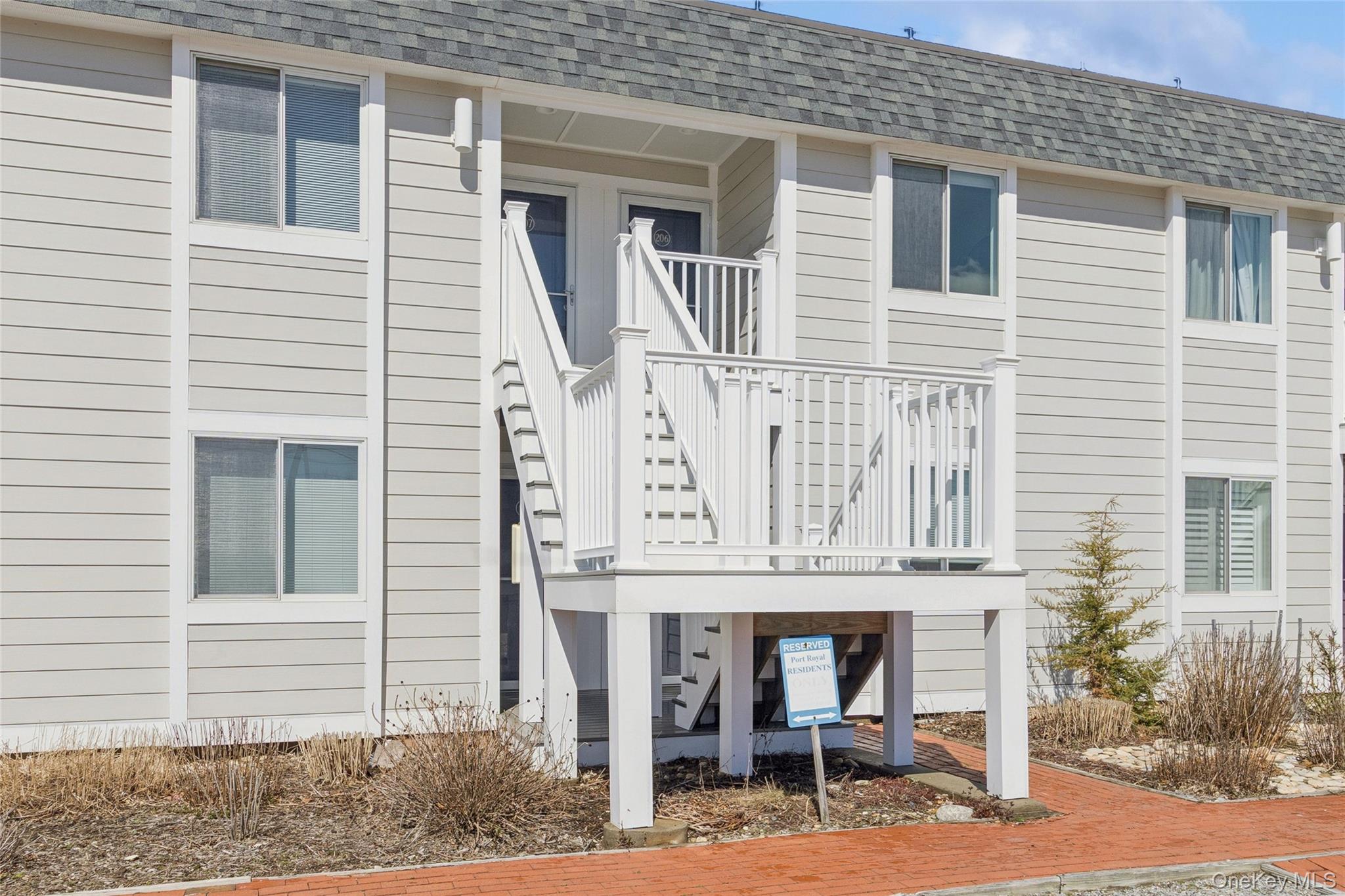 16 Navy Road Unit: 206