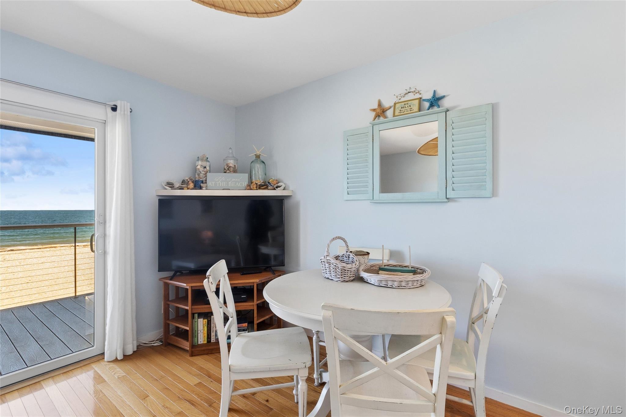 16 Navy Road Unit: 206