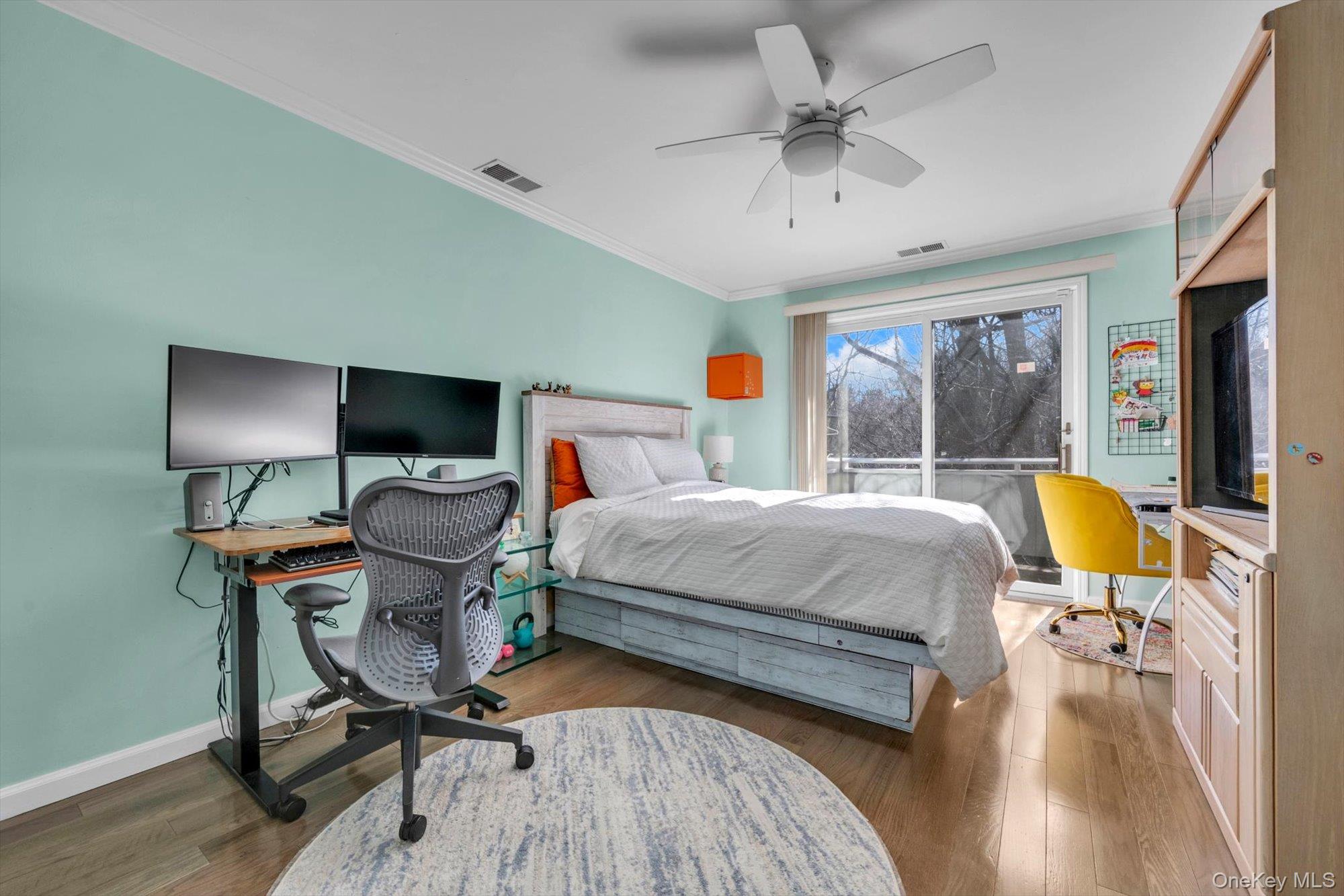 239-48B Oak Park Drive Unit: 7B