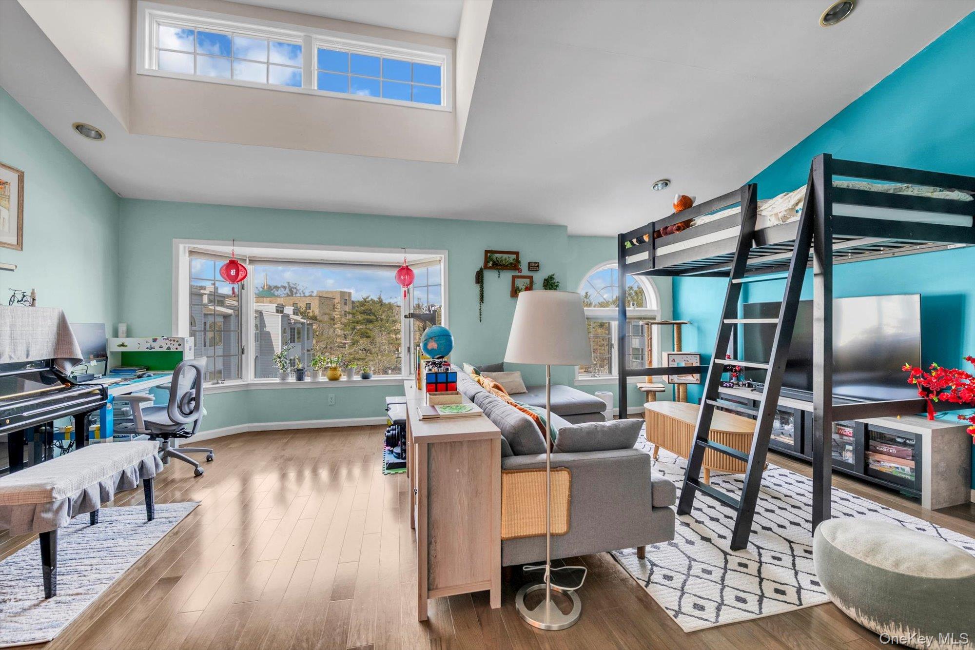 239-48B Oak Park Drive Unit: 7B