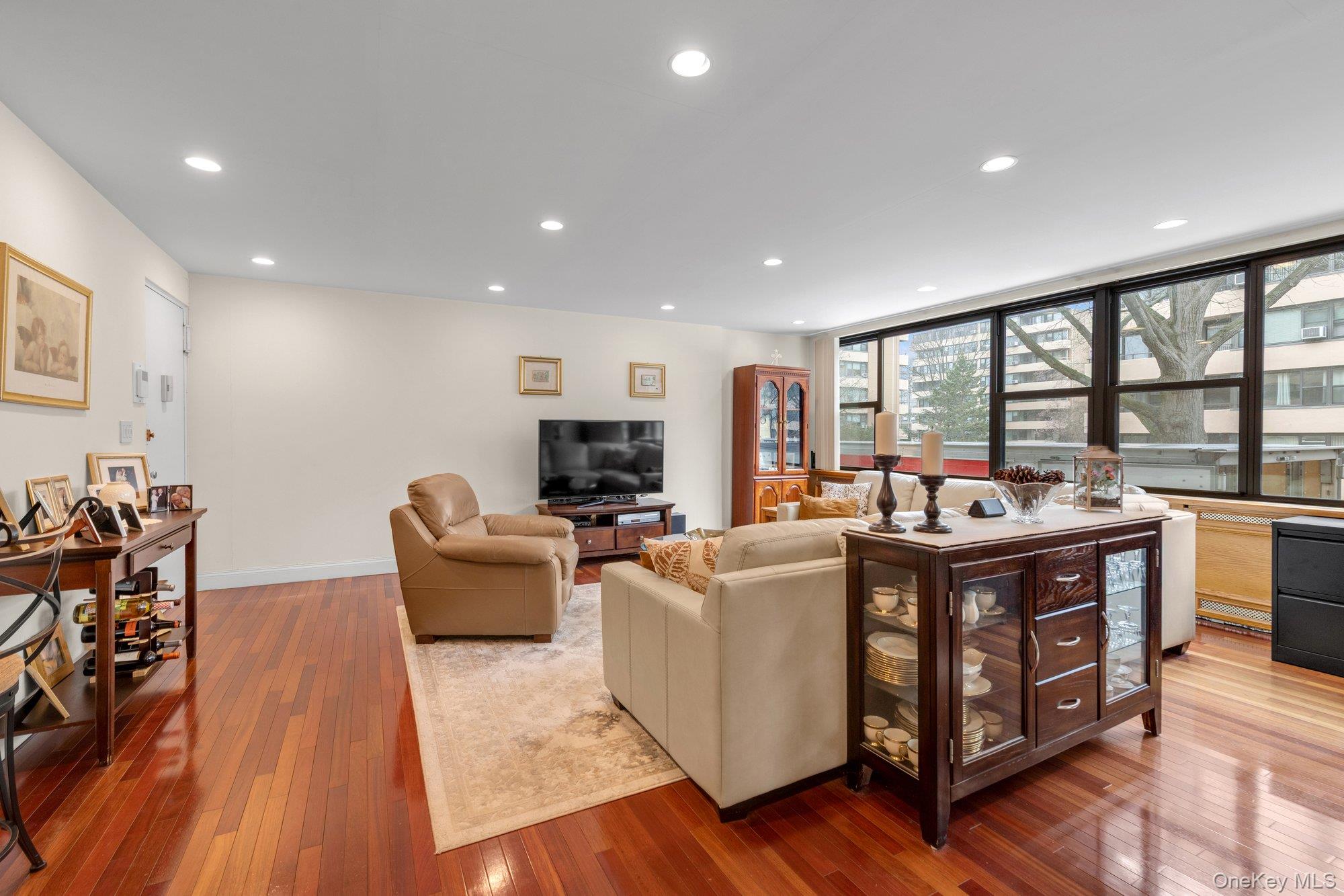 162-11 9th Avenue Unit: 2D