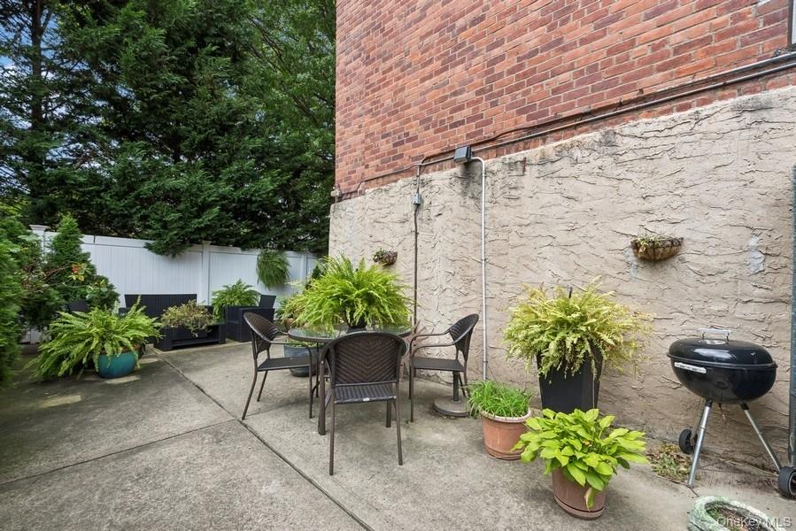 504 Merrick Road Unit: GF