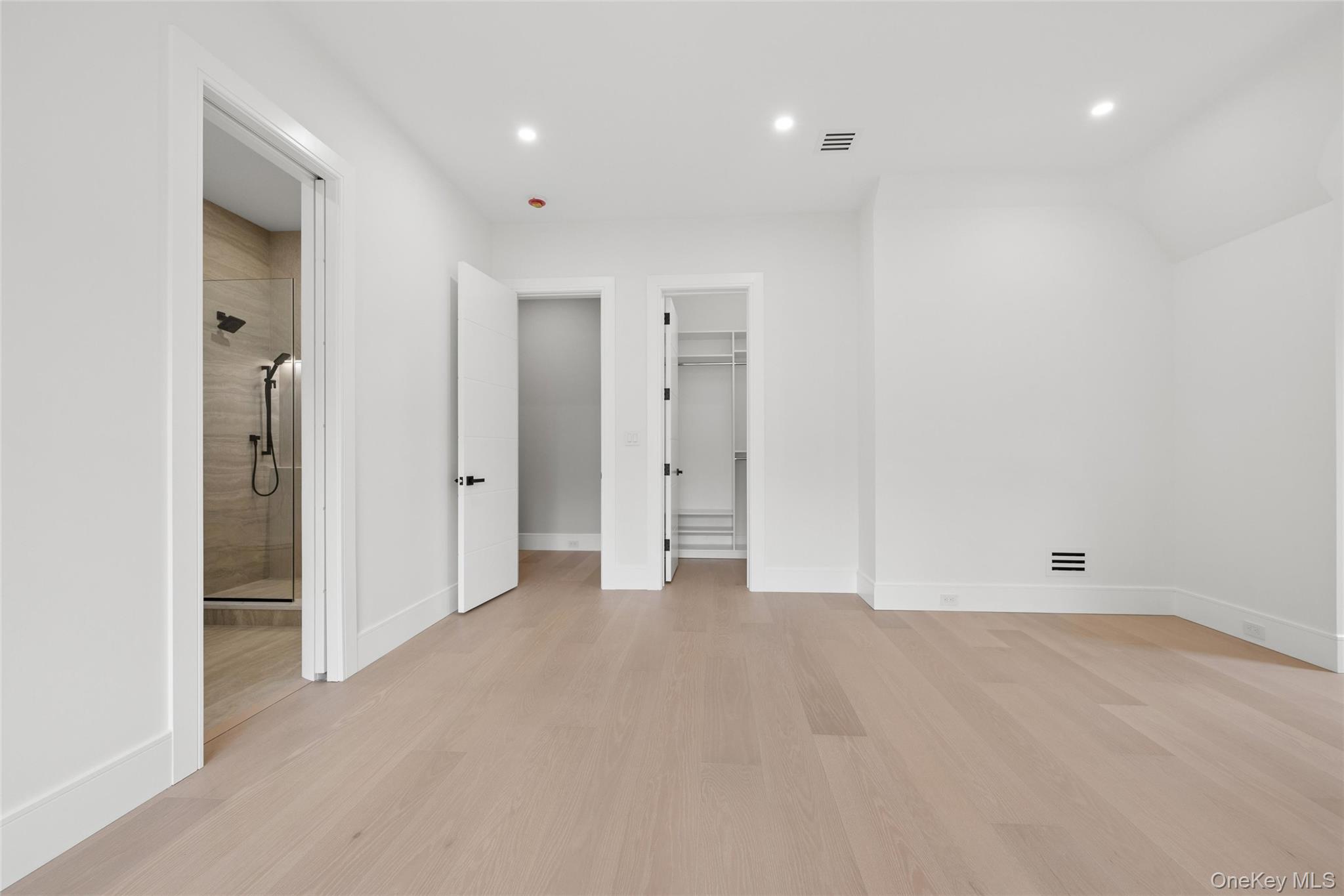 6 Highfield Drive