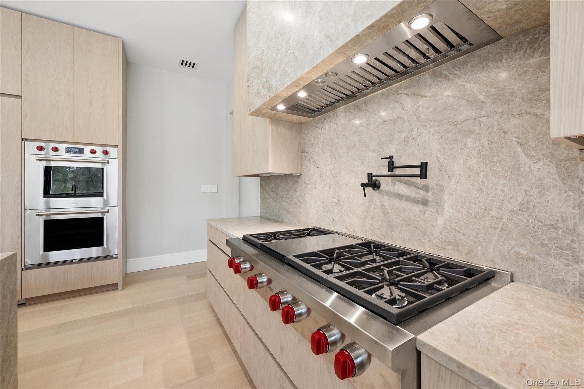 6 Highfield Drive