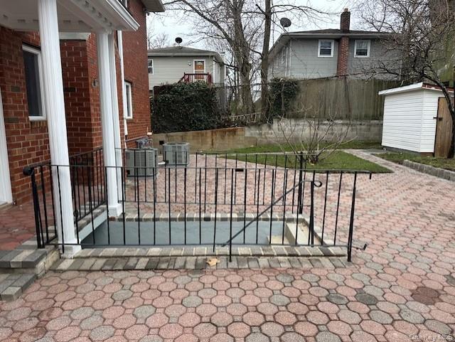 5 Linwood Road N Unit: 2nd Fl