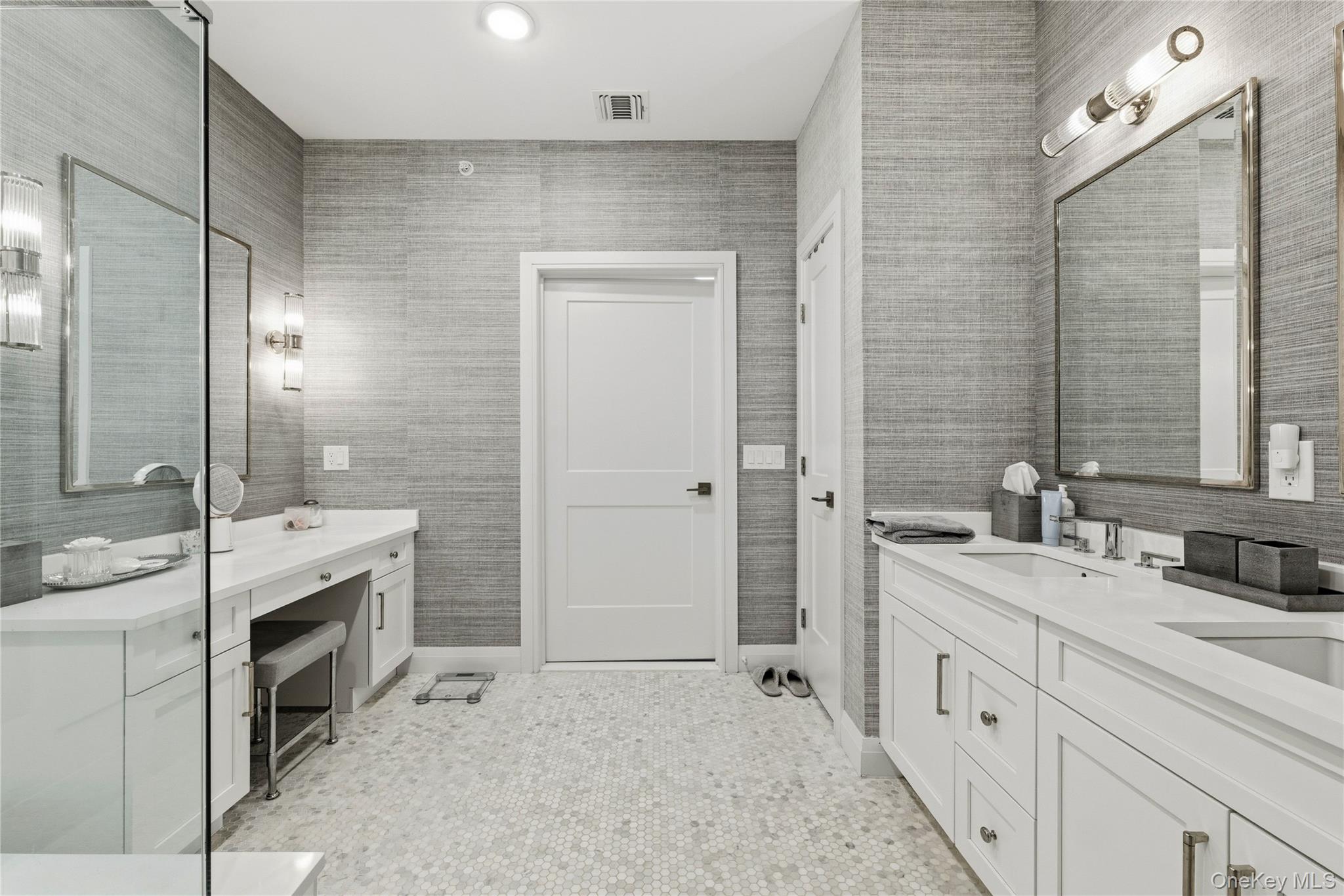 22302 Aspenwood Drive Unit: 22302