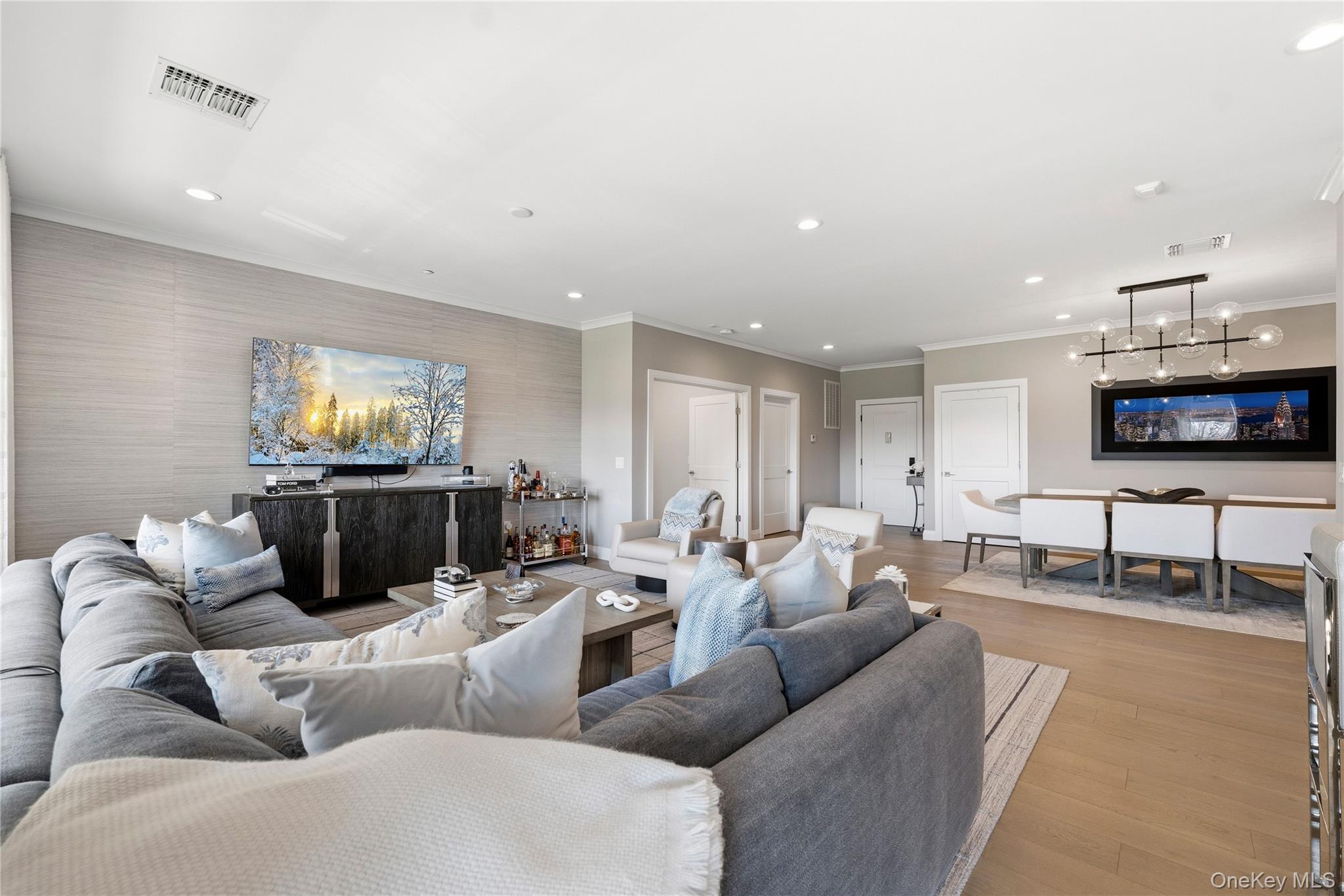 22302 Aspenwood Drive Unit: 22302