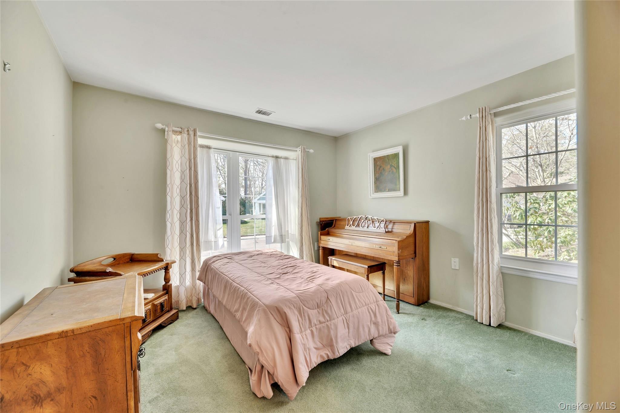 82 Glen Drive