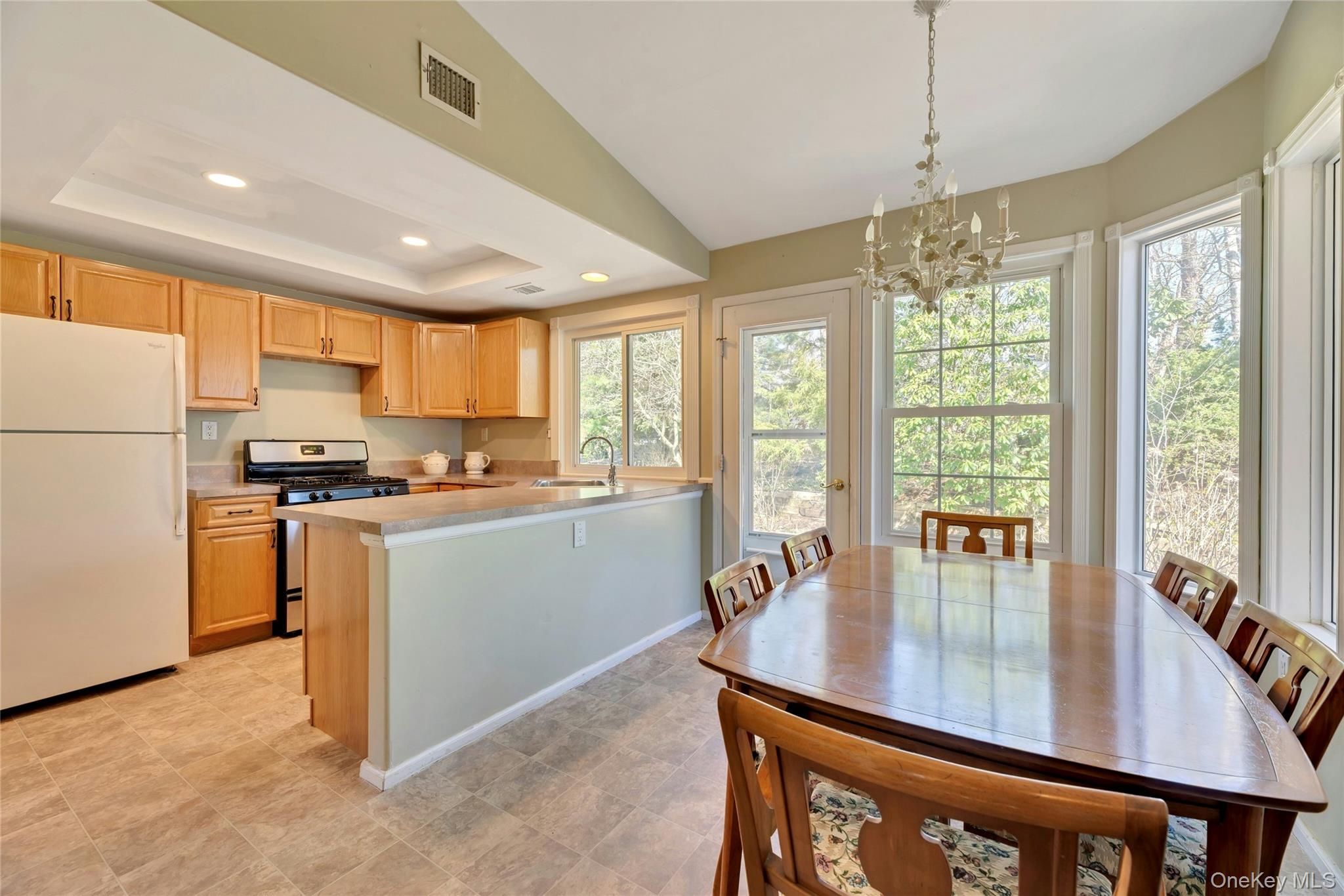 82 Glen Drive