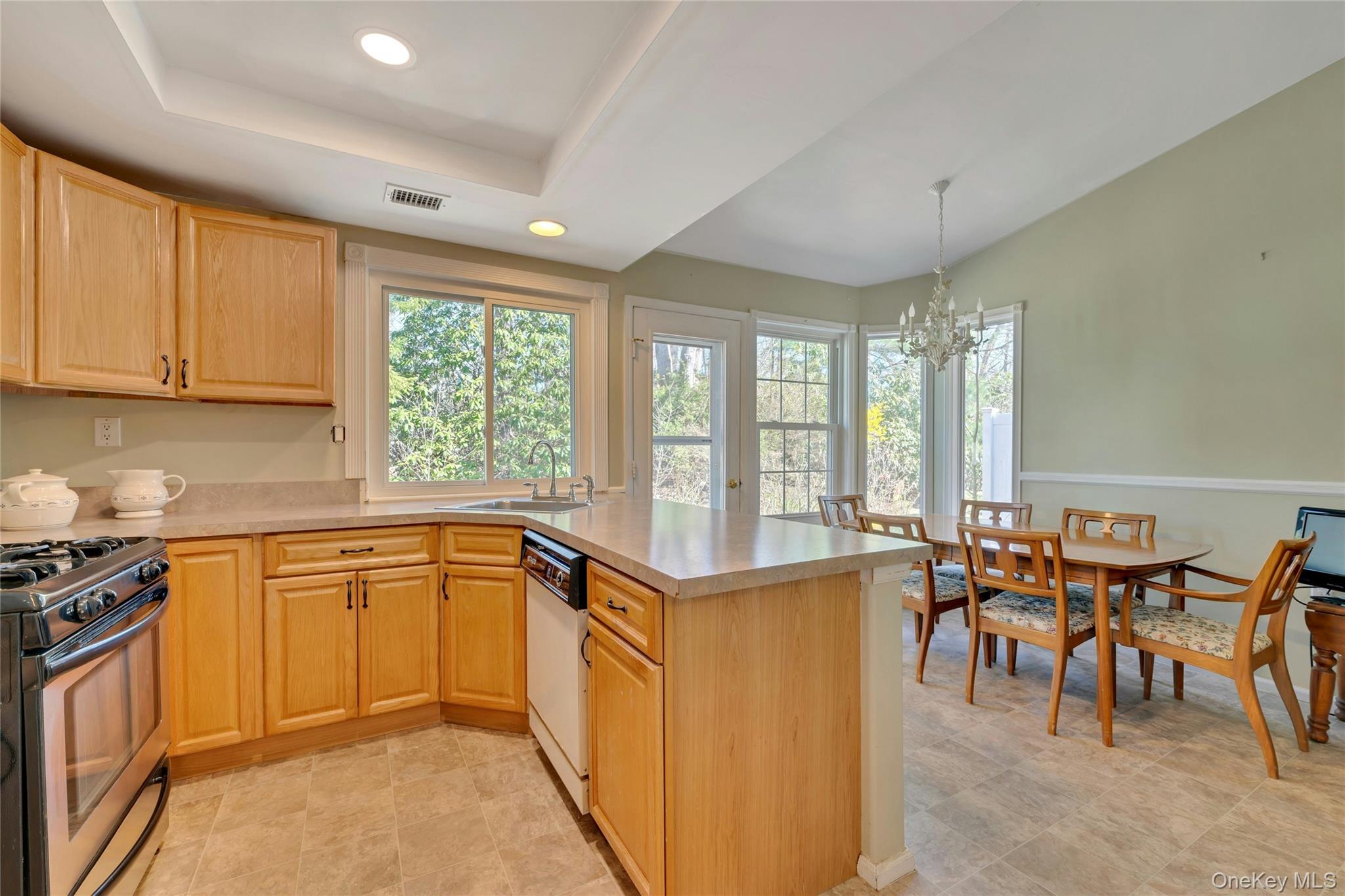 82 Glen Drive