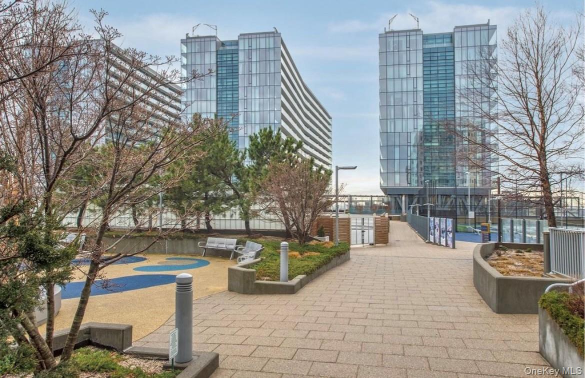131-05 40th Road Unit: 10T